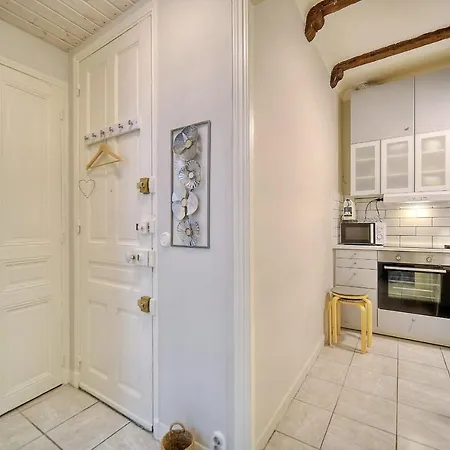 Immogroom - In The Heart Of - Air Conditioning Apartment